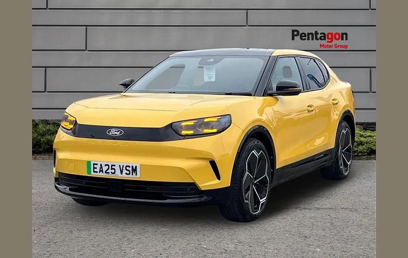 Used Ford Capri Premium 250 kW (340 HP) 2025 Yellow SUV