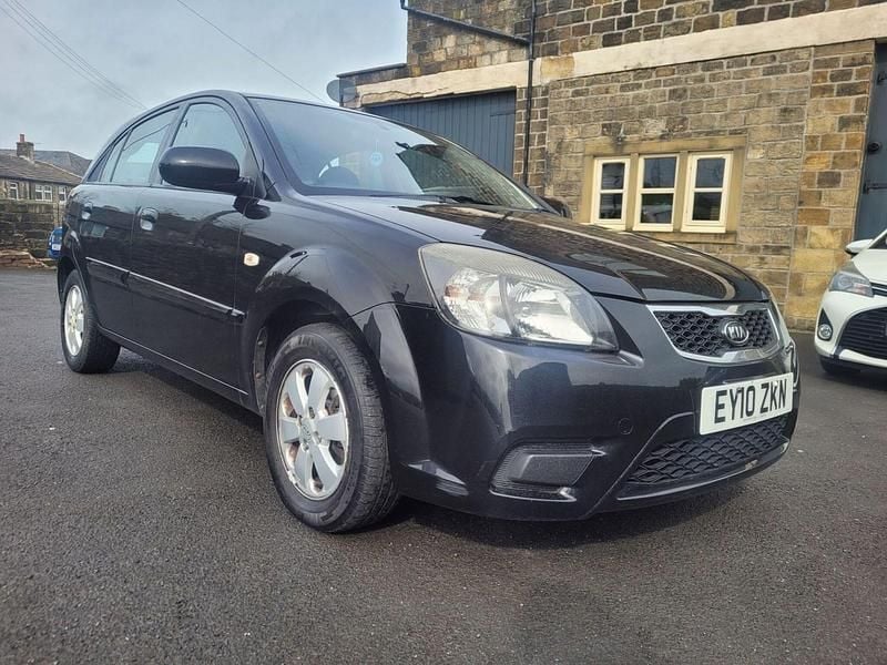 Used Kia Rio 108 HP (79 kW) 2010 Black Hatchback