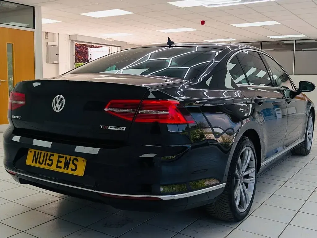Used VW Passat GT 120 HP (88 kW) 2015 Black Sedan