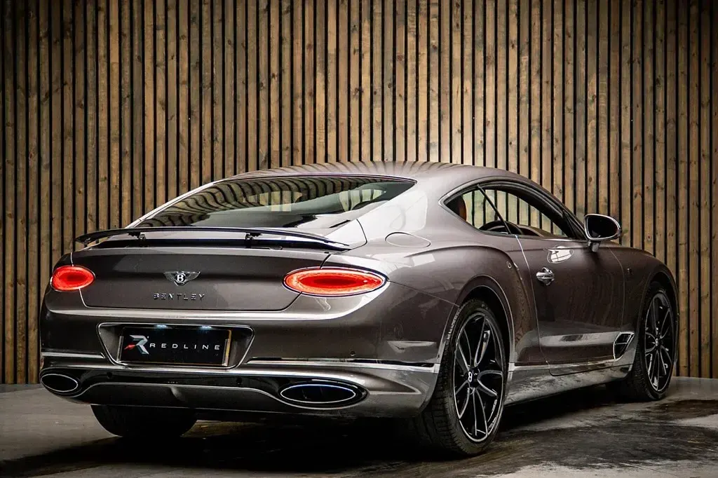 Used Bentley Continental 635 HP (467 kW) 2018 Grey Coupe