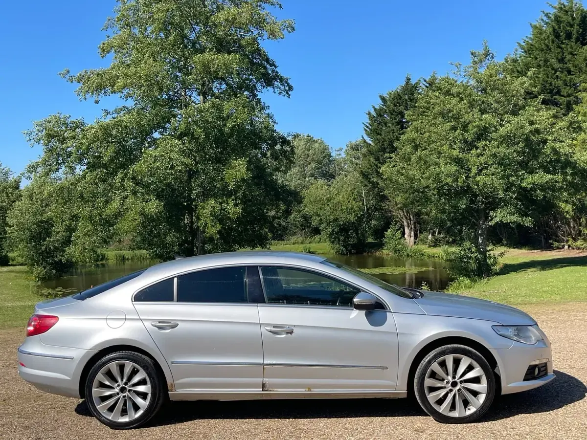 Used VW Passat GT 170 HP (125 kW) 2010 Silver Coupe