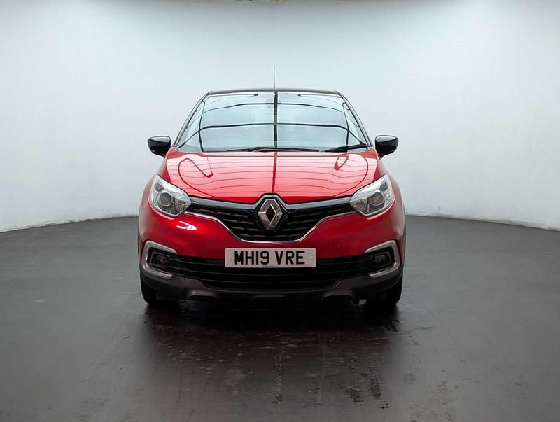 Used Renault Captur Iconic 2019 Red/black SUV