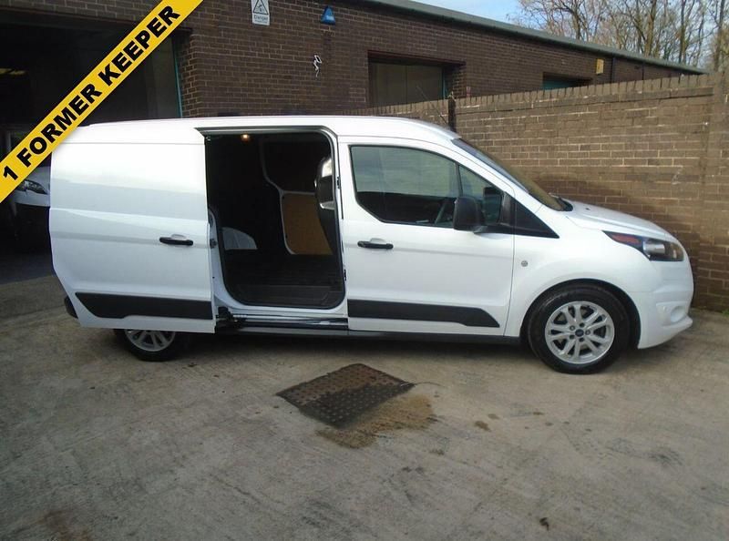 Used Ford Transit Connect Trend 100 HP (73 kW) 2017 White MPV