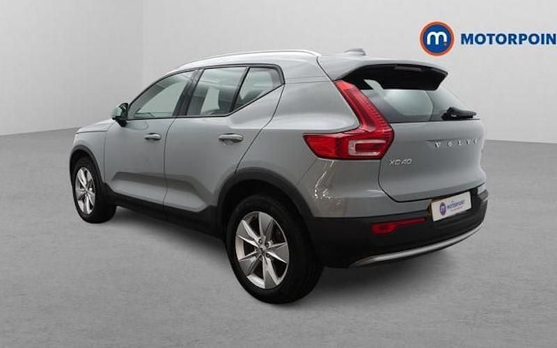 Usado Volvo XC40 Core 163 HP (119 kW) 2026 SUV
