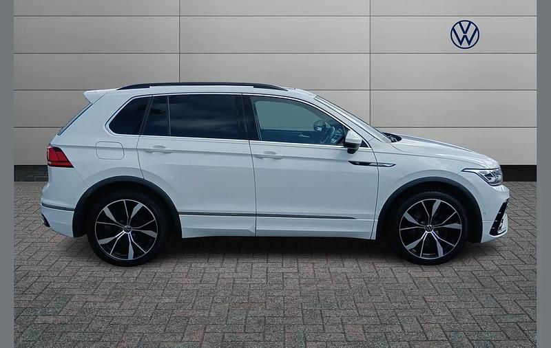 Used VW Tiguan R-line 200 HP (147 kW) 2022 White SUV