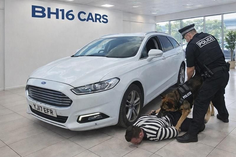 Used Ford Mondeo Zetec 2017 White Van