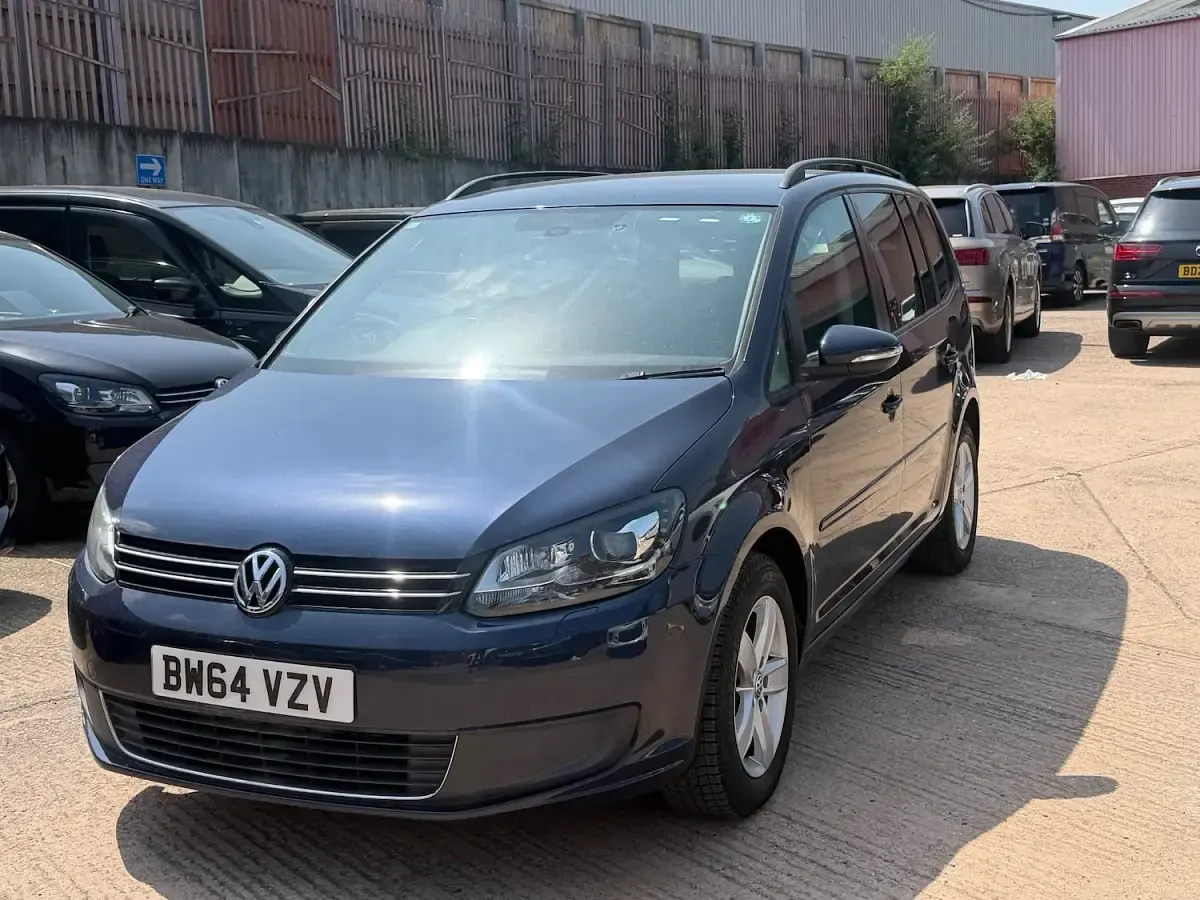 Used VW Touran 140 HP (102 kW) 2015 Blue MPV