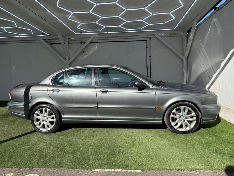 Używany Jaguar X-type 196 KM (144 kW) 2004 Szary Sedan/Limuzyna
