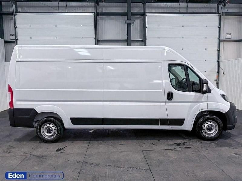 New Peugeot Boxer S 2025 White Van