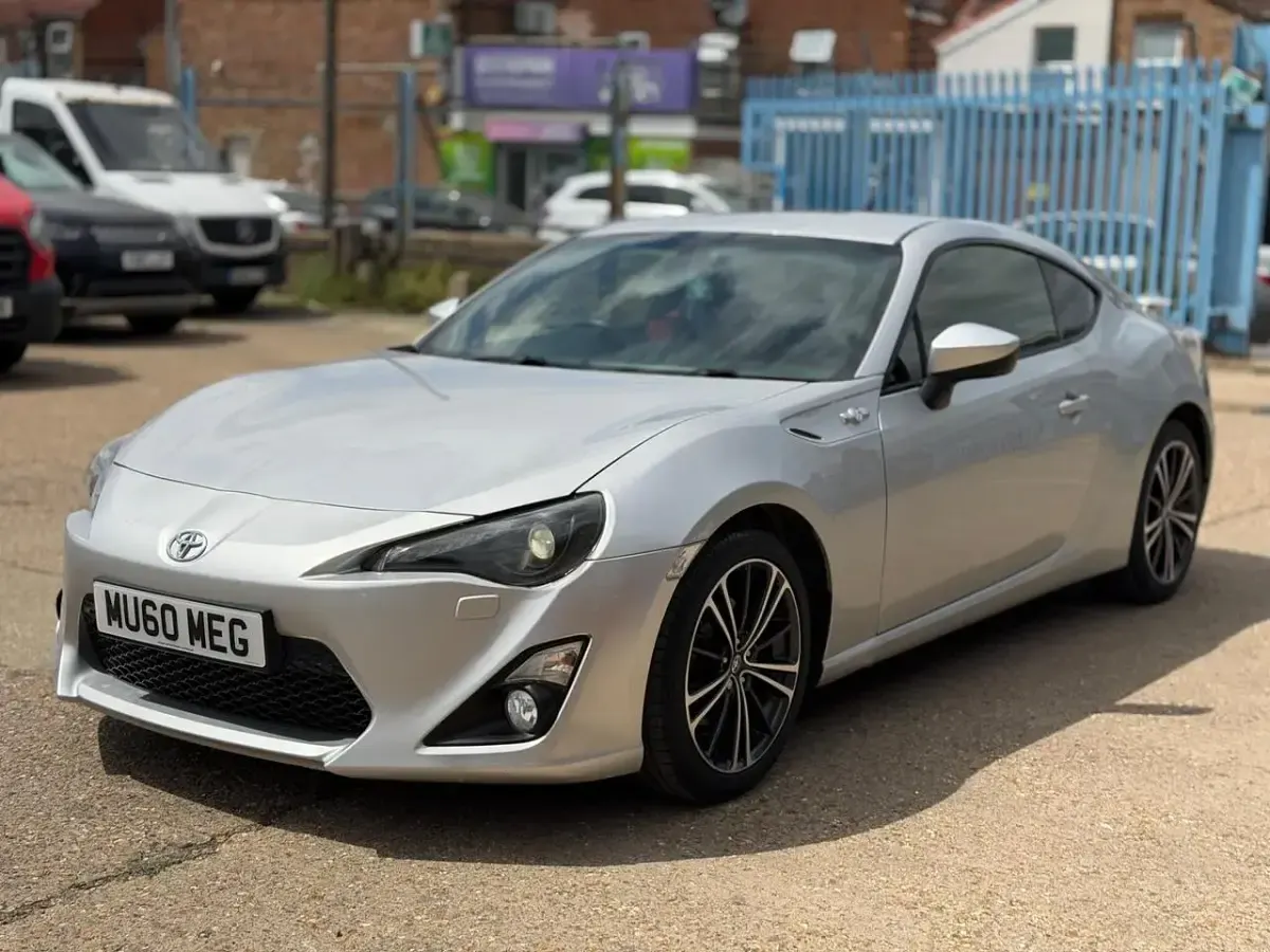 Used Toyota GT86 GT 2012 Silver Coupe