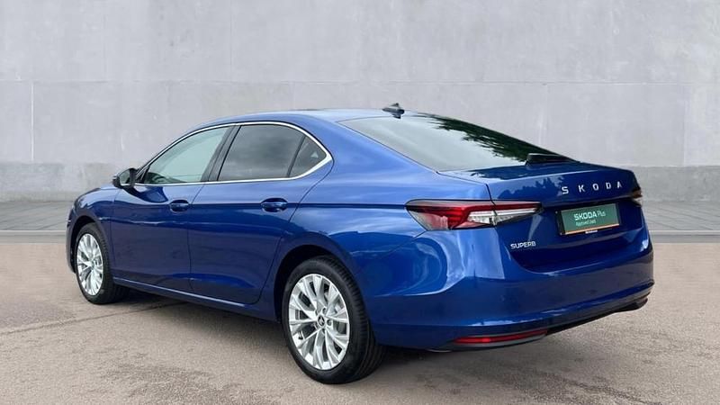 Used Skoda Superb SE L 150 HP (110 kW) 2025 Cobalt blue metallic Hatchback