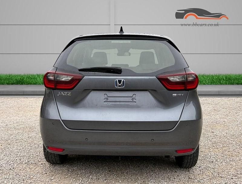 Used Honda Jazz Hybrid 109 HP (80 kW) 2023 Grey Hatchback