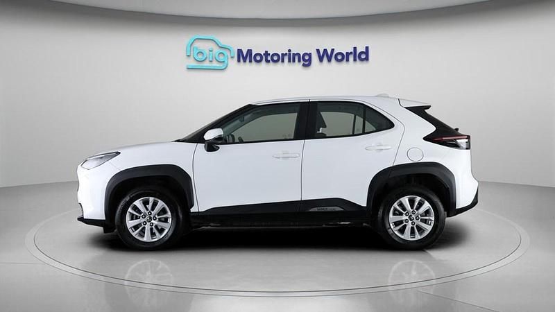 Used Toyota Yaris Cross 116 HP (85 kW) 2023 White SUV