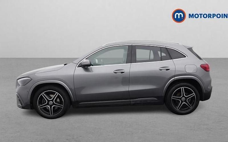 Used Mercedes GLA200 Executive 163 HP (119 kW) 2025 Grey SUV