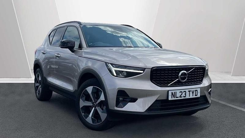 Used 2023 Volvo XC40 Plus SUV | £29,995 (Fair price) - Image 1/3