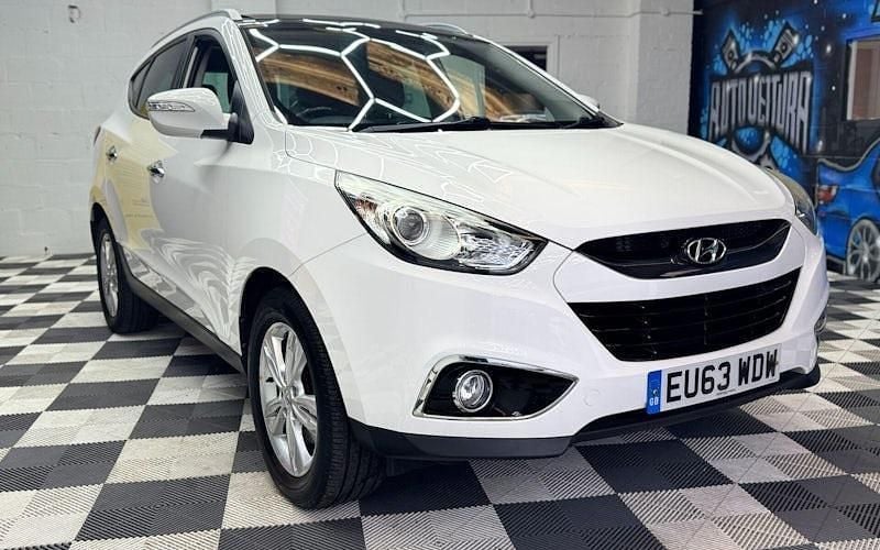 Used 2010 Hyundai ix35 Premium SUV | £4,700 (Expensive) - Image 1/4