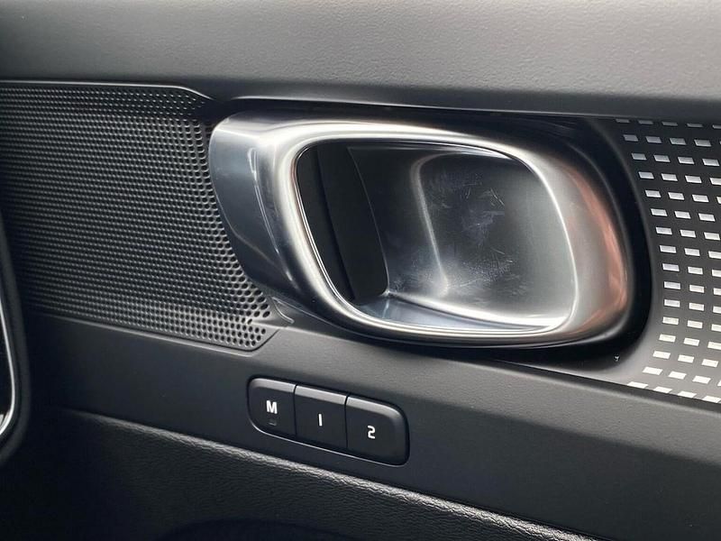 Used Volvo EX40 Plus 185 kW (252 HP) 2025 Black SUV