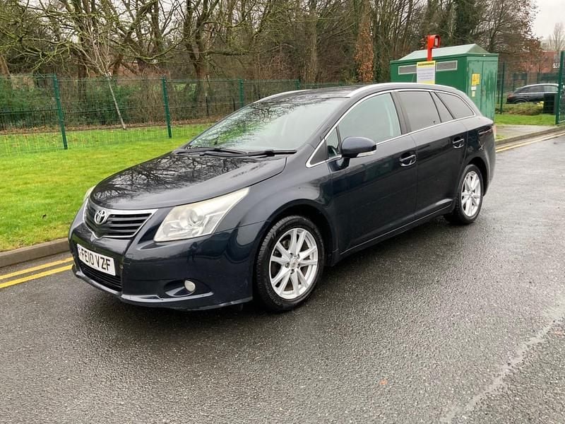 Used Toyota Avensis 2010 Blue Estate