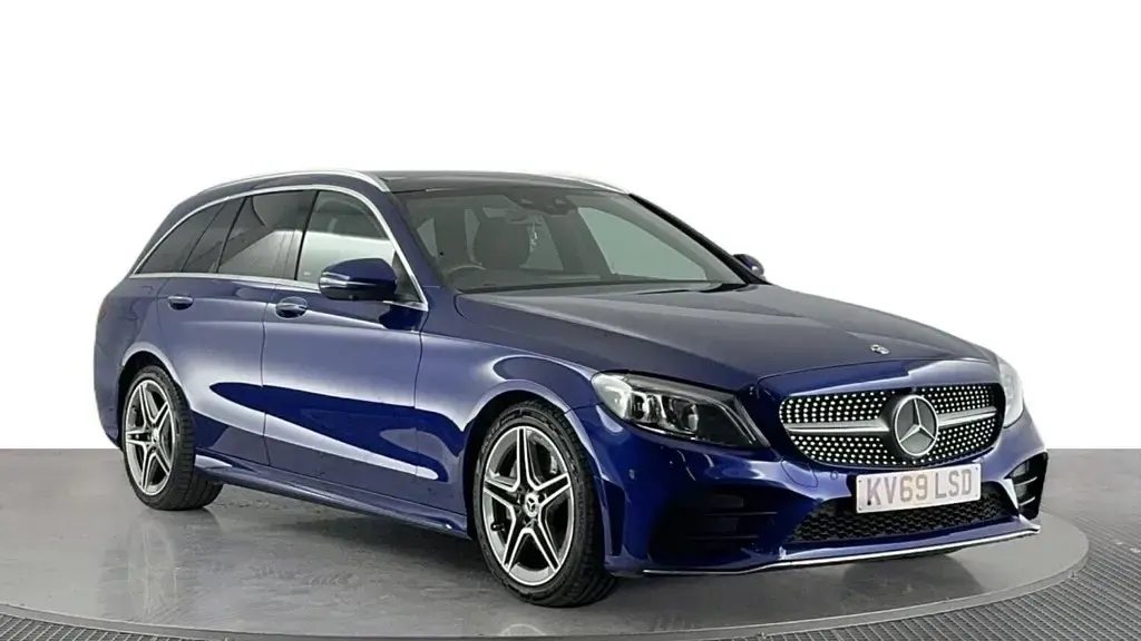 Used Mercedes C300 AMG Line Premium Plus 245 HP (180 kW) 2019 Estate