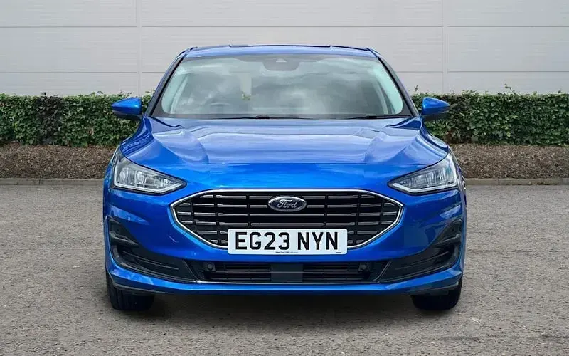 Used Ford Focus Titanium 125 HP (91 kW) 2023 Blue Hatchback