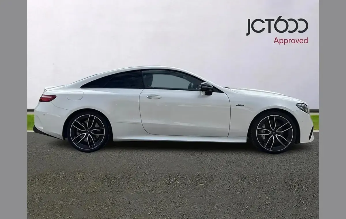 Usado Mercedes E53 AMG Premium 429 HP (315 kW) 2020 Branco Coupé