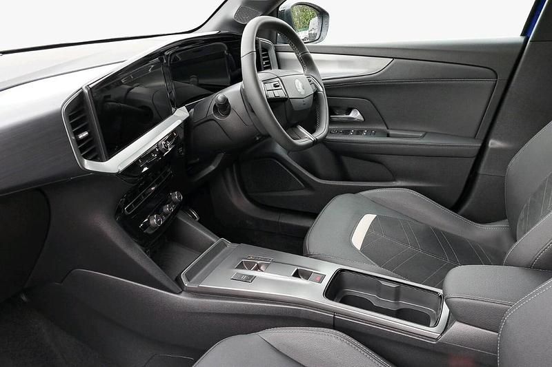 Używany Vauxhall Mokka Ultimate 128 KM (94 kW) 2025 Niebieski SUV