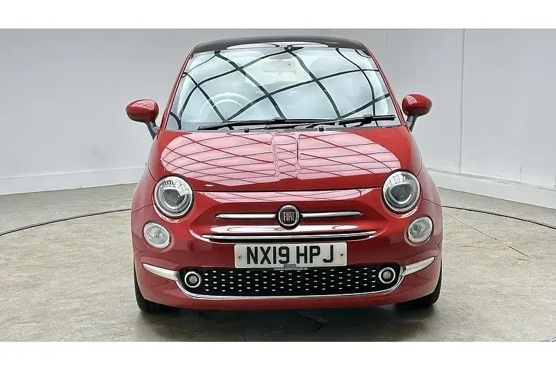 Usado Fiat 500 Lounge 69 HP (50 kW) 2019 Vermelho Citadino