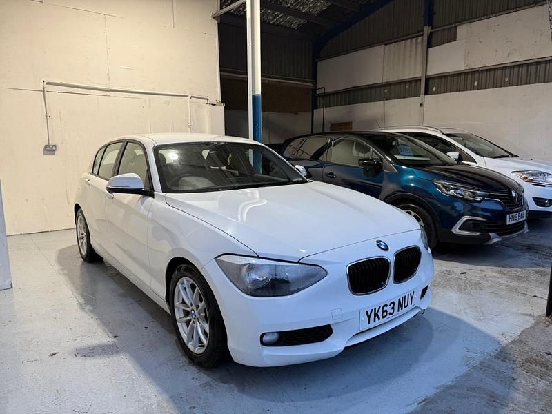 Used BMW 116 Efficient Dynamics 2013 White Hatchback