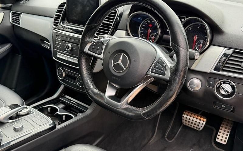 Used Mercedes GLE250 AMG 204 HP (150 kW) 2018 Estate