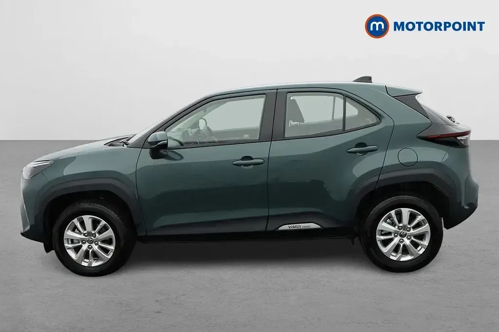 Used Toyota Yaris 2025 Green Hatchback