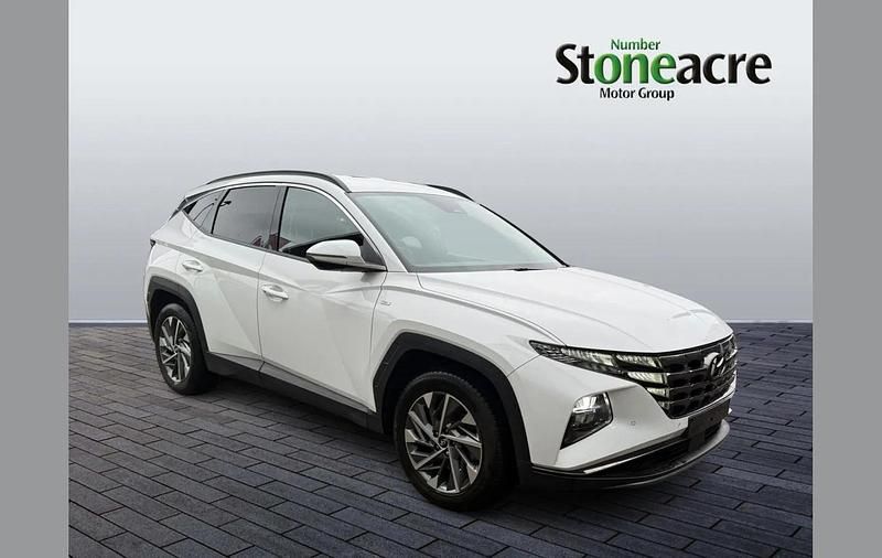 White Used 2022 Hyundai Tucson Premium SUV | £17,499 (Super price) - Image 1/4