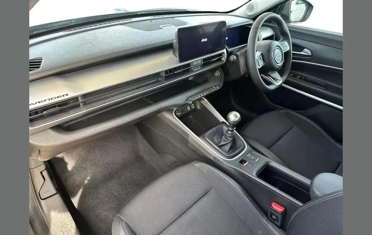 Used Jeep Avenger Summit 100 HP (73 kW) 2025 Other SUV
