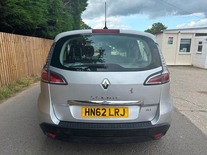 Used Renault Scénic III Dynamique 110 HP (80 kW) 2012 Silver MPV