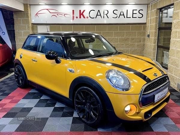 Used Mini Cooper S Hatch 189 HP (139 kW) 2014 Orange Hatchback