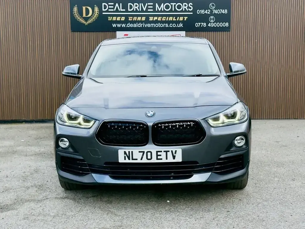 Usado BMW X2 Sport Line 150 CV (110 kW) 2020 Gris SUV