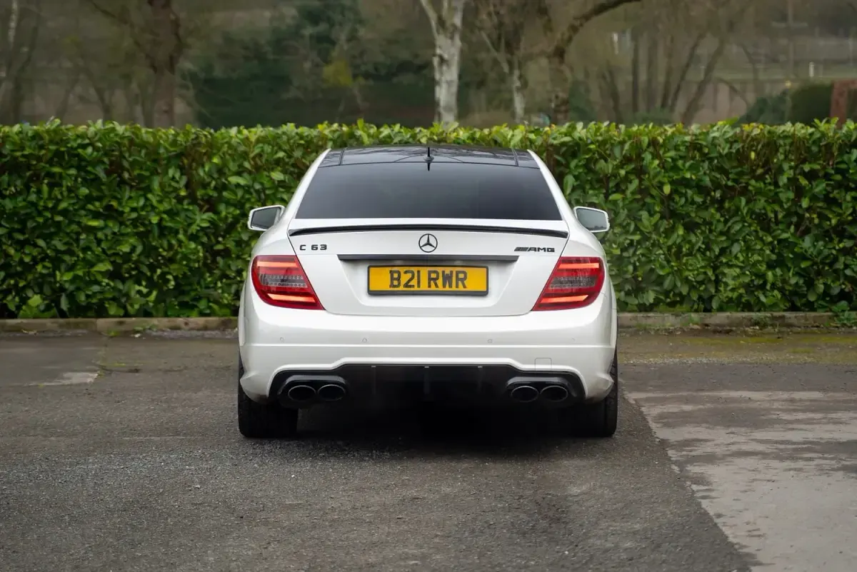 Used Mercedes C63 AMG AMG Edition 1 487 HP (358 kW) 2012 White Coupe