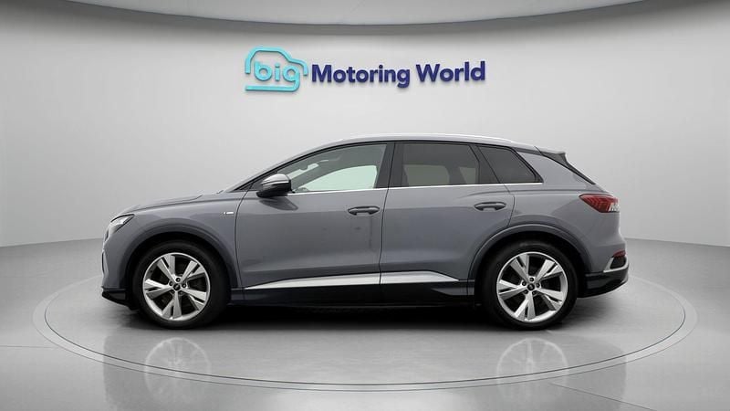 Used Audi Q4 e-tron S-Line 150 kW (204 HP) 2022 Grey SUV