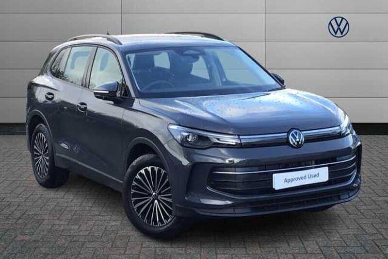 New 2024 VW Tiguan Life SUV | £29,399 (Super price) - Image 1/4