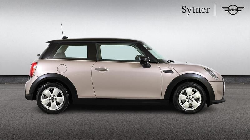 Used Mini Cooper Classic 134 HP (98 kW) 2022 Grey Hatchback