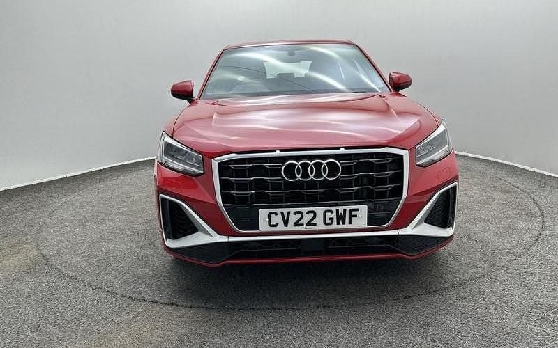 Used Audi Q2 S-Line 110 HP (80 kW) 2024 SUV