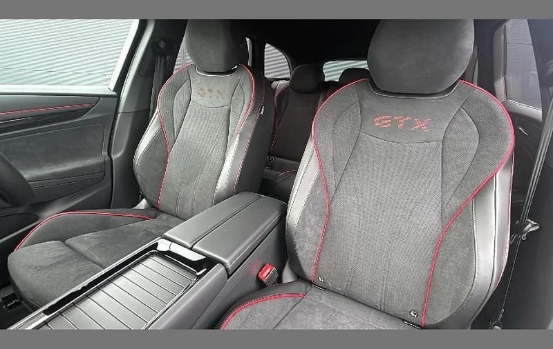 New VW ID.7 GTX 250 kW (340 HP) 2026 Blue Estate