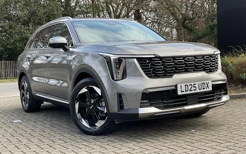 Used Kia Sorento 215 HP (158 kW) 2025 SUV