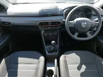 Used Dacia Sandero Essentiel 100 HP (73 kW) 2022 White Hatchback