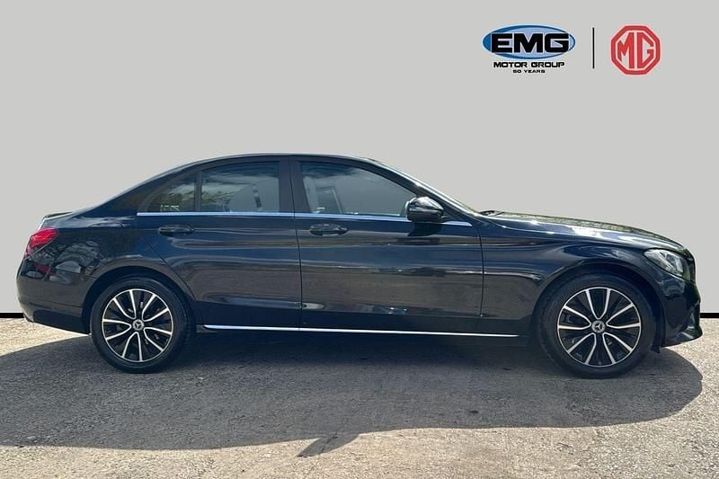 Used Mercedes C200 SE 198 HP (145 kW) 2019 Black Sedan