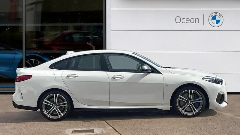 Used BMW M235 Comfort Edition 306 HP (225 kW) 2021 Alpine white  Coupe