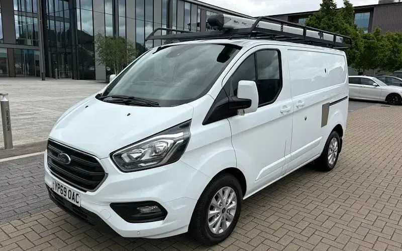 Usado Ford Transit Custom Limited 131 HP (96 kW) 2023 Van