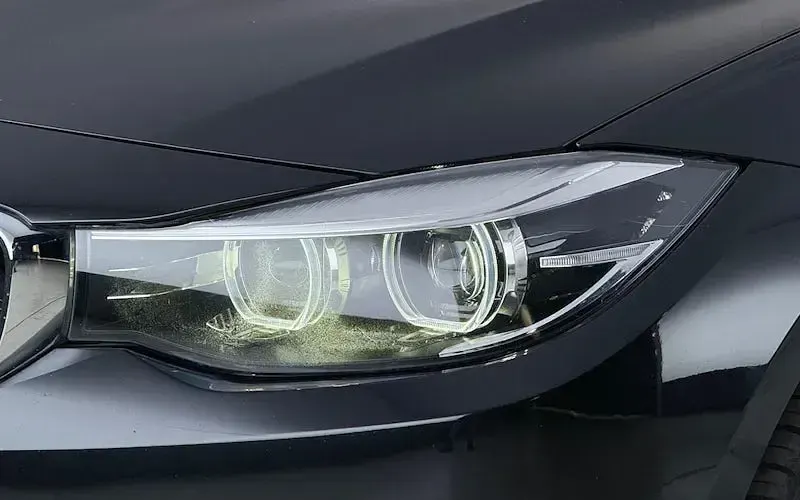 Used BMW 320 Sport Line 190 HP (139 kW) 2018 Black Hatchback