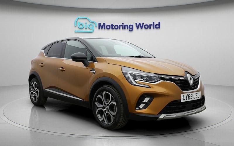 Used Renault Captur Version S 101 HP (74 kW) 2020 Orange/black SUV