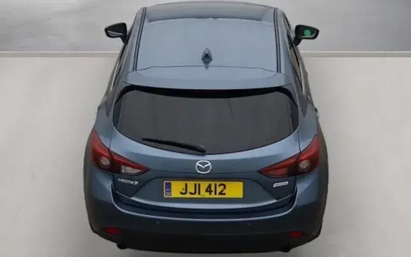 Used Mazda 3 120 HP (88 kW) 2016 Hatchback