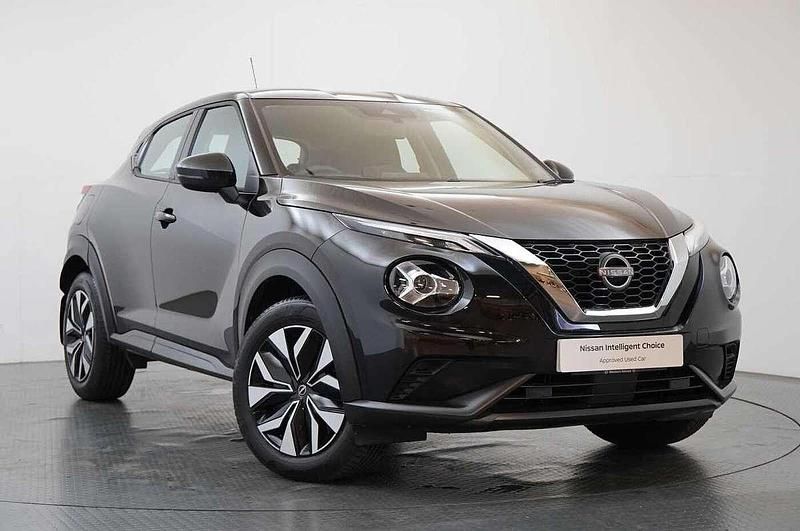 Black Used 2021 Nissan Juke Acenta SUV | £13,299 (Fair price) - Image 1/4